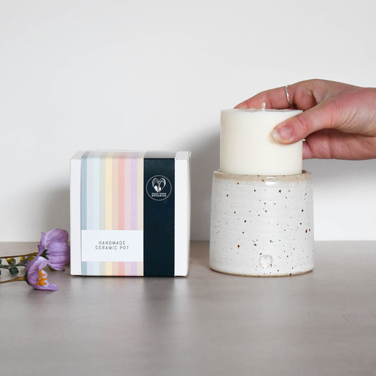 Speckled Clay Candle Pot with Refill-Snowdrop White